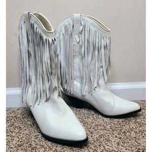 dingo White Fringe Heeled Cowboy Boots